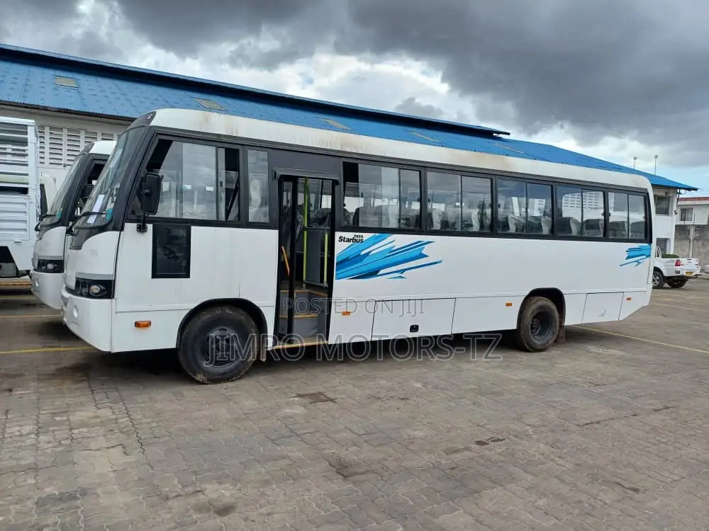 New Tata Starbus Ultra Skool 2025 White