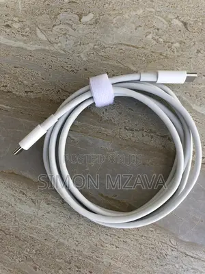 Reliable Type C to C 5a Cable for High-Speed Charging (1.8m)