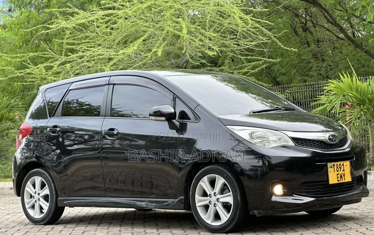 Subaru Trezia 2011 Black
