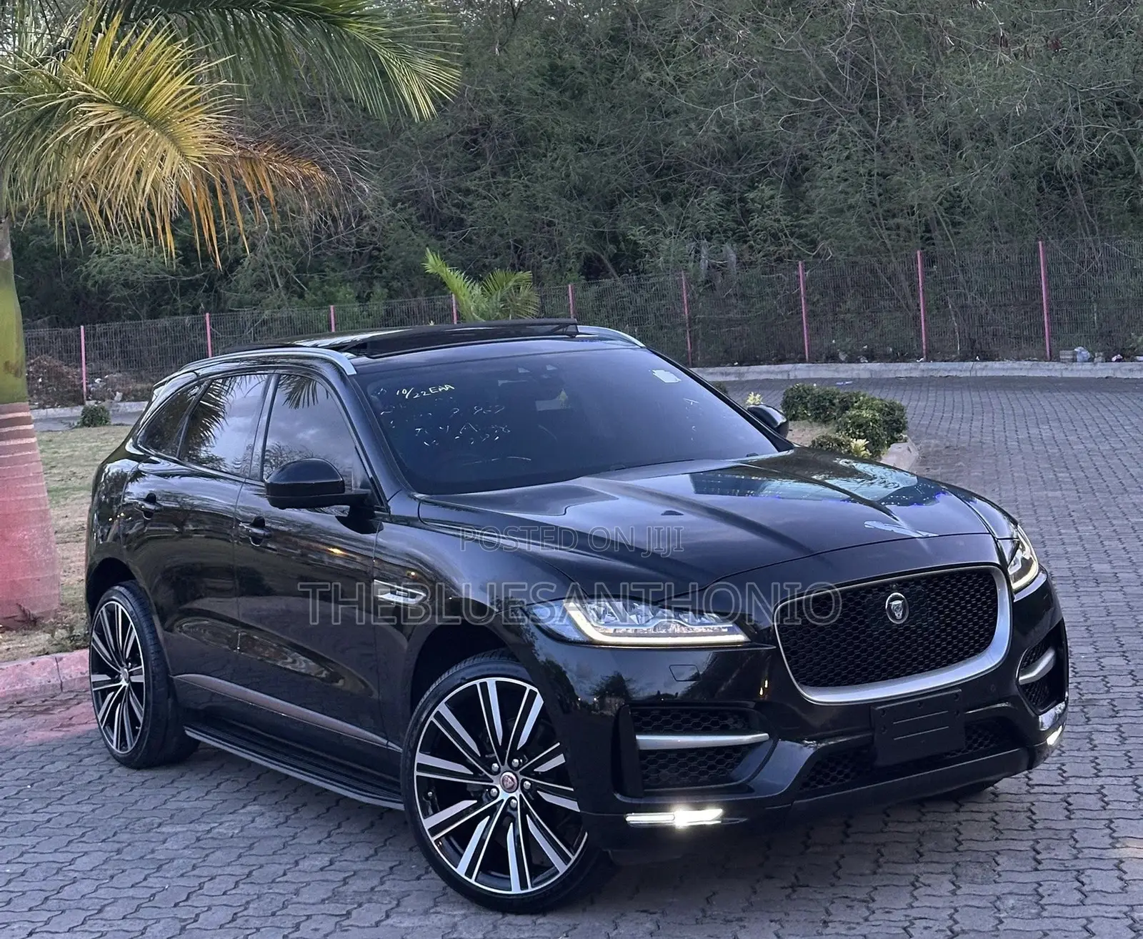 Jaguar F-Pace 2017 Black