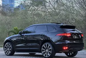 Jaguar F-Pace 2017 Black