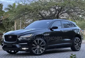 Jaguar F-Pace 2017 Black