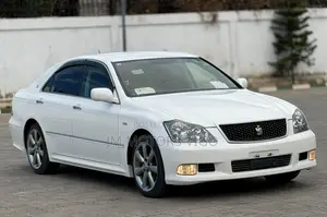 Toyota Crown 2006 Pearl