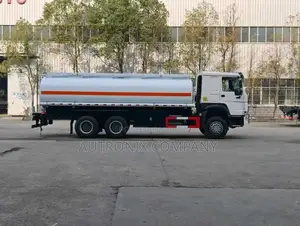 Howo 371hp Oil Tanker