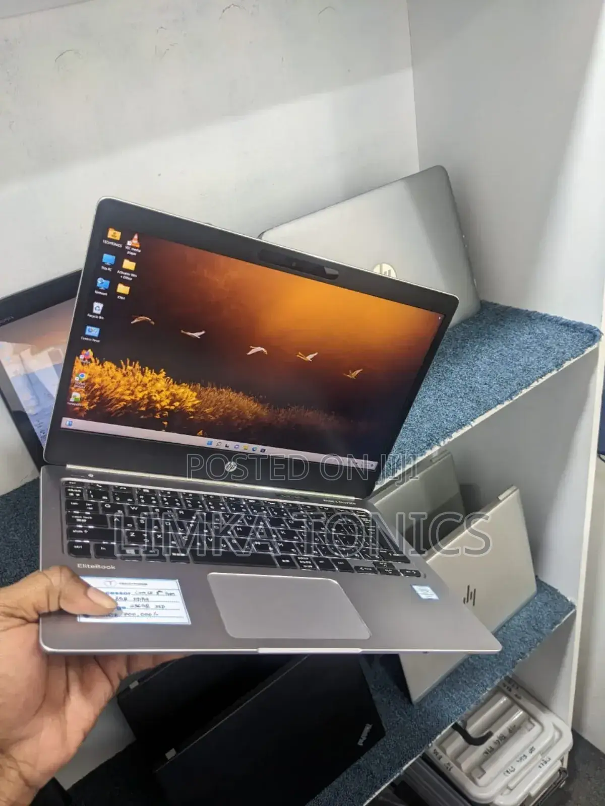 New Laptop HP EliteBook Folio G1 8GB Intel Core i5 SSD 256GB