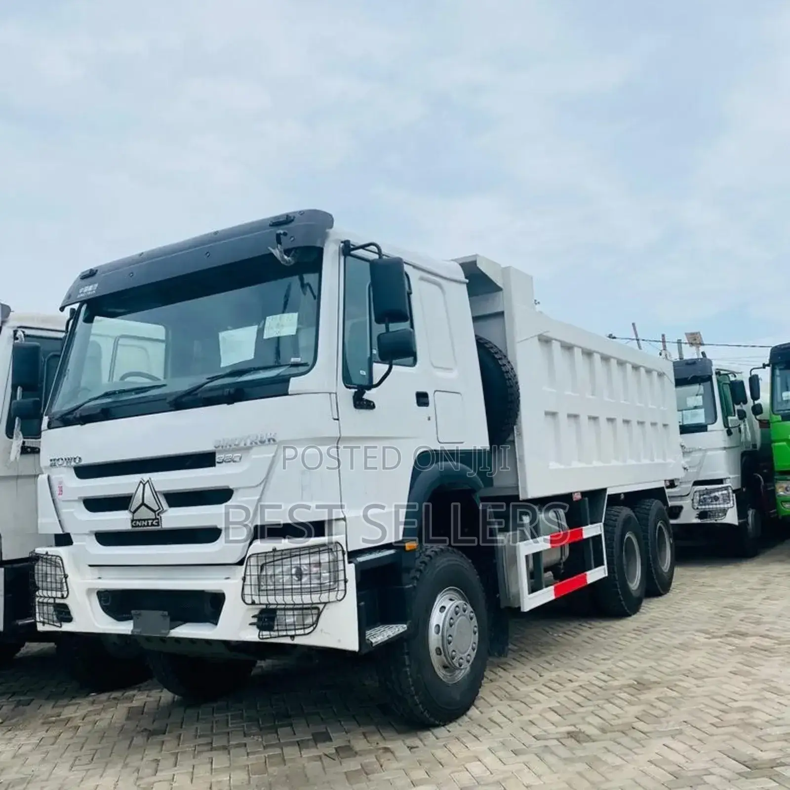 Howo 380hp Dump Track