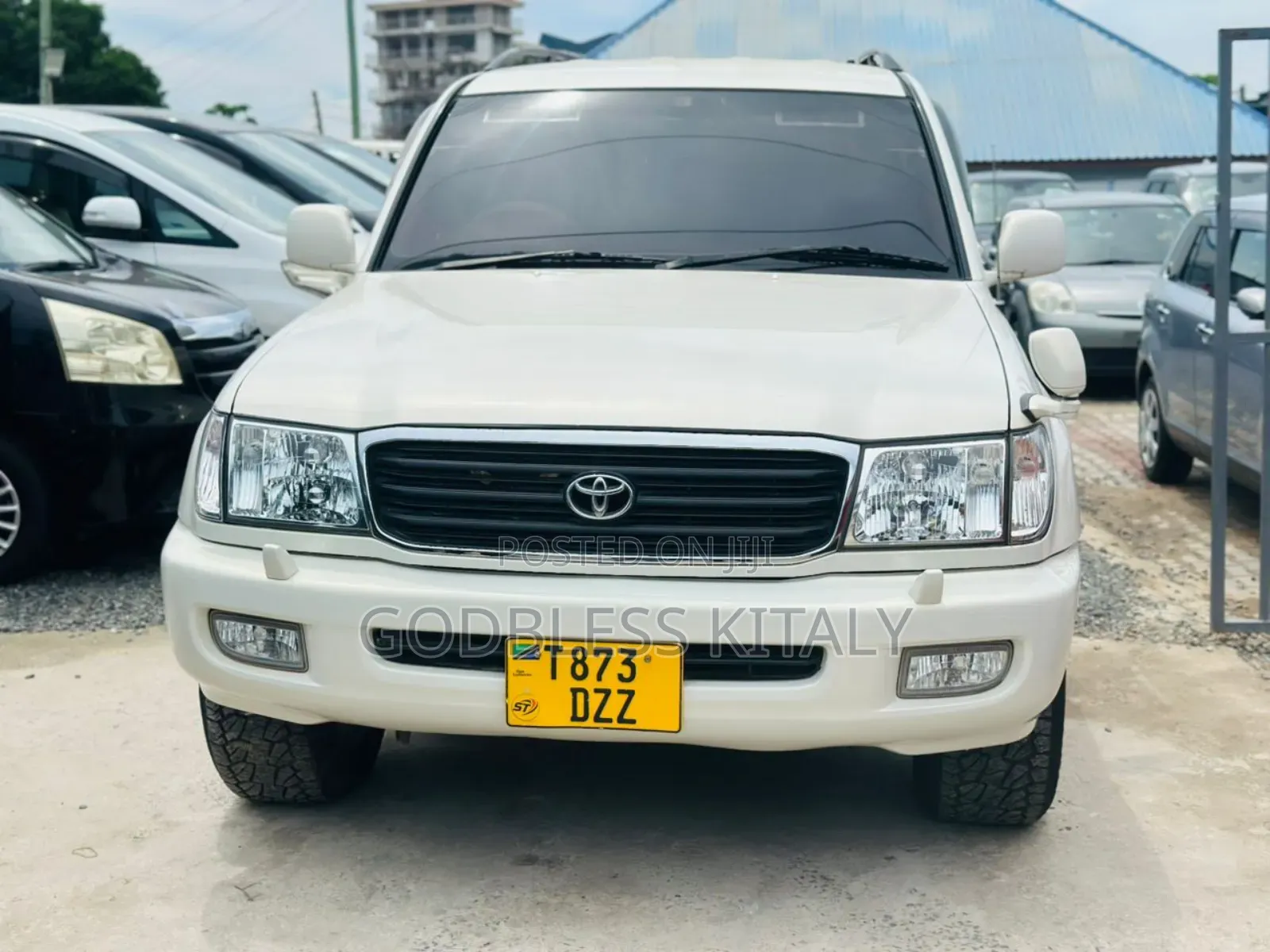 Toyota Land Cruiser 2007 White