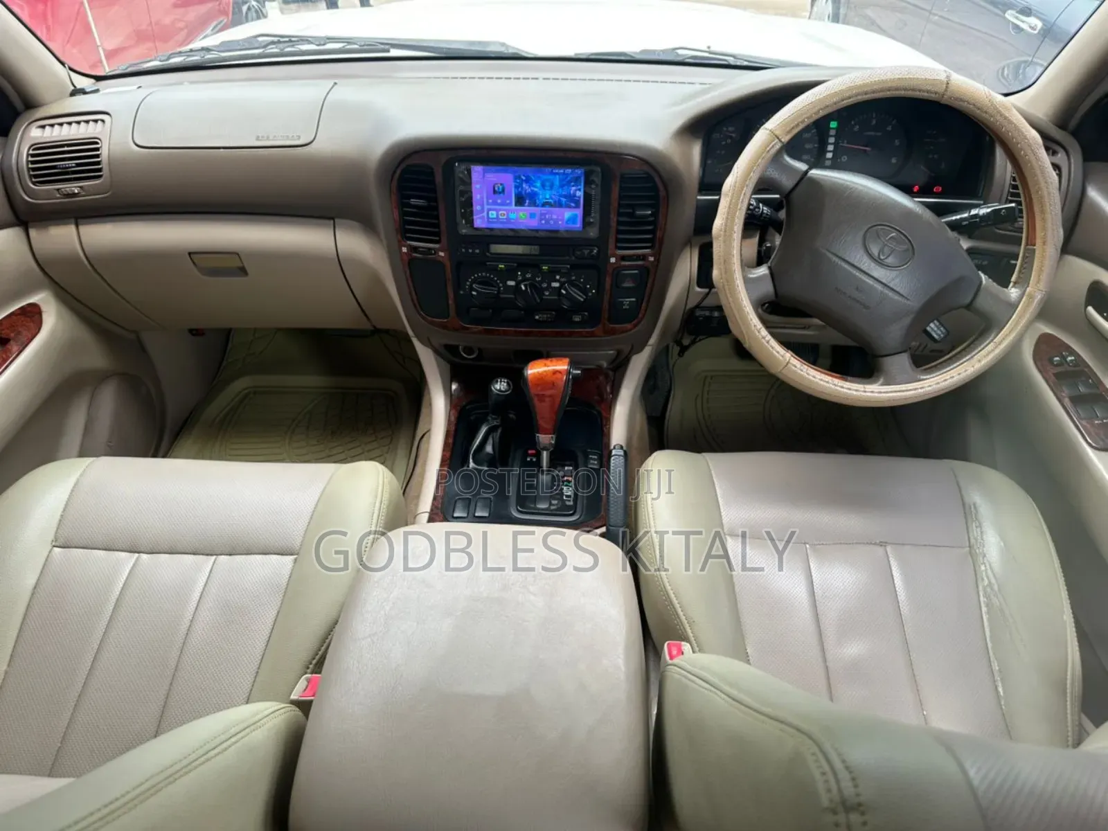 Toyota Land Cruiser 2007 White