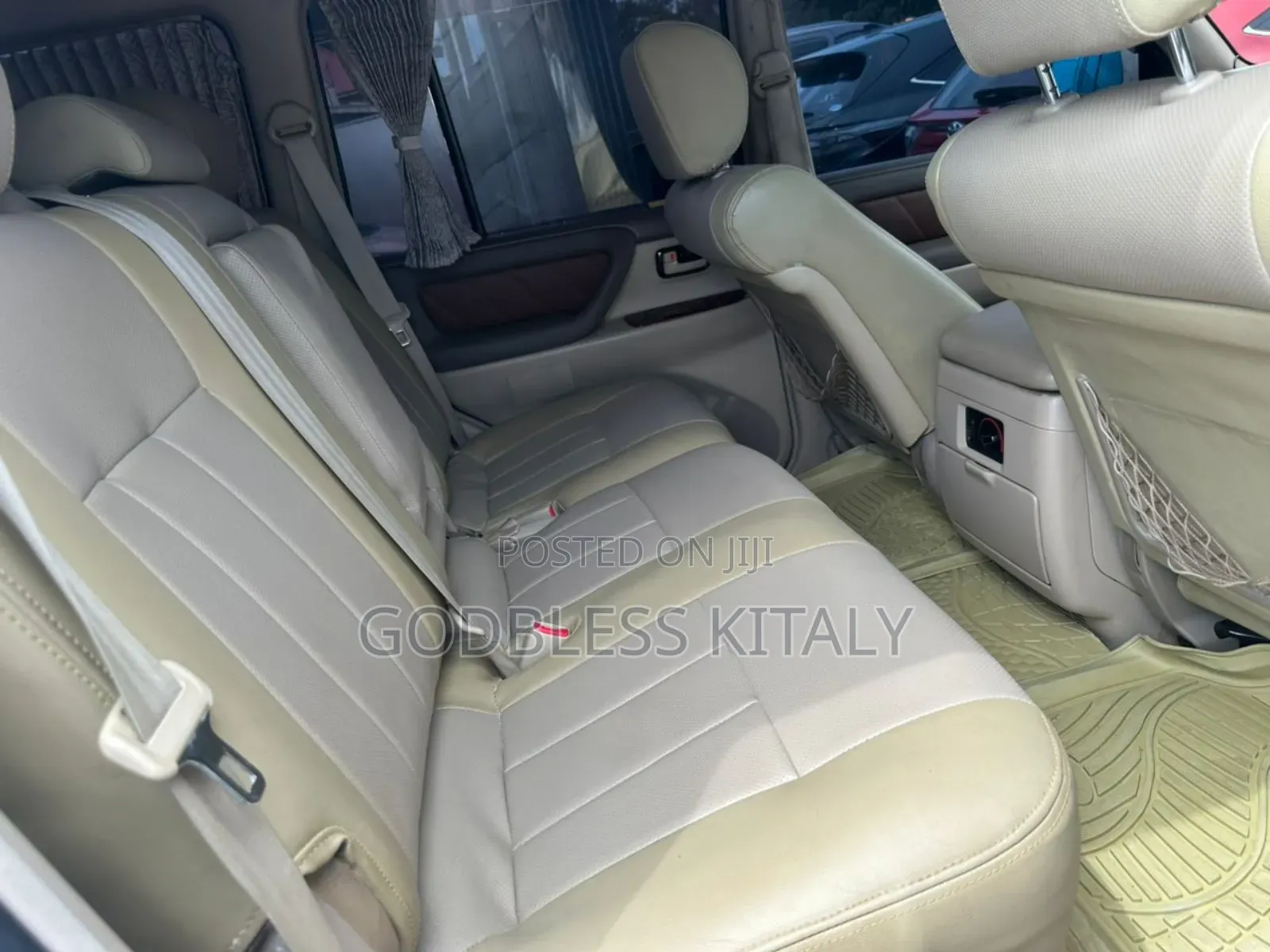 Toyota Land Cruiser 2007 White