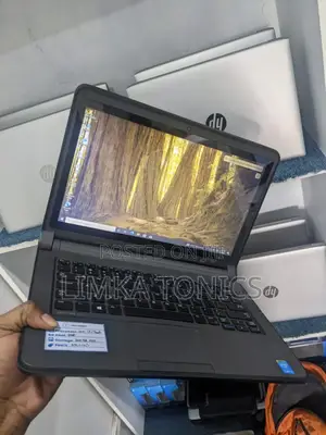 New Laptop Dell Latitude 13 3340 8GB Intel Core i3 HDD 500GB