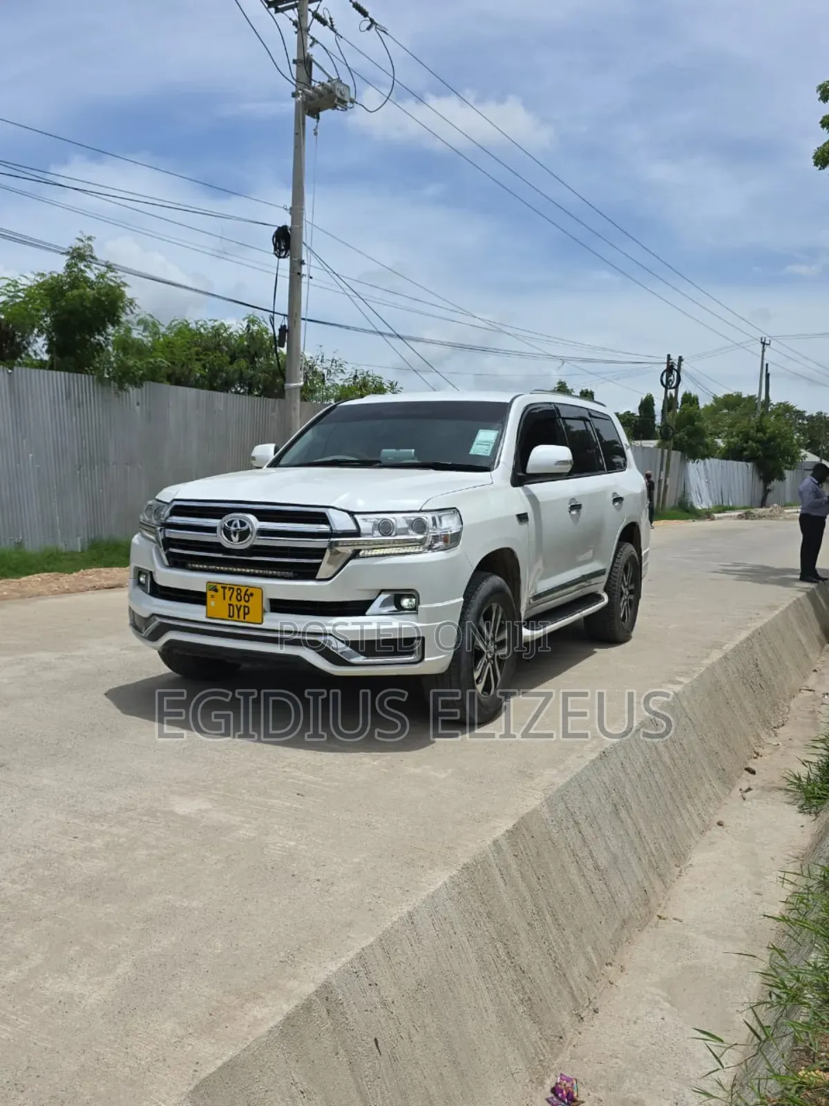 Toyota Land Cruiser 2014 White