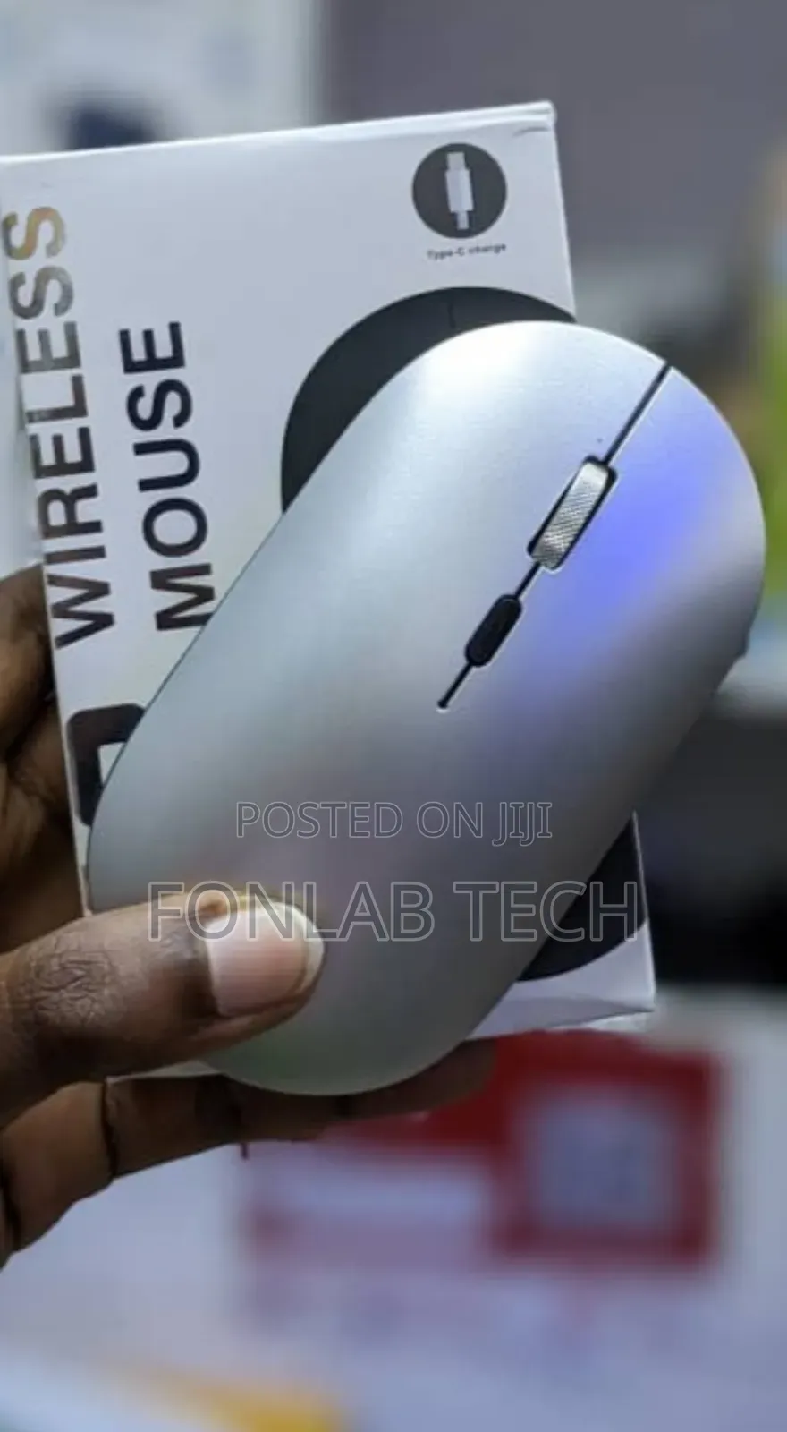Rechargeable Wireless + Bluetooth Mouse X2 ,
Expensive Look