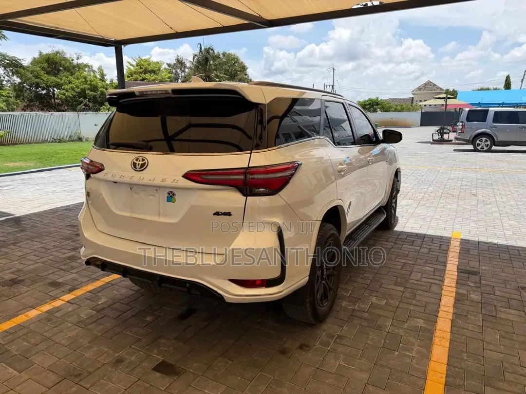 New Toyota Fortuner 2025 White