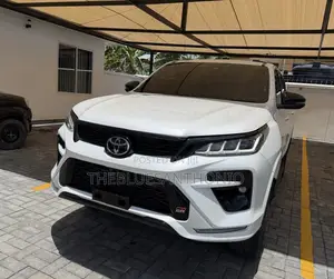New Toyota Fortuner 2025 White