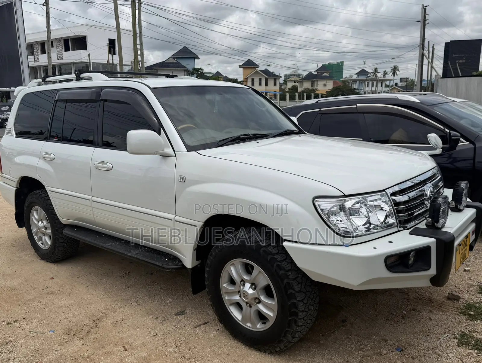 Toyota Land Cruiser 2005 White