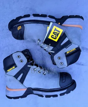 Cats Safety Boots | Good Look | Strong and Durable