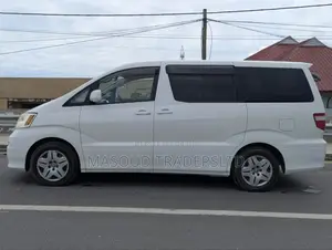 Toyota Alphard 2.4 Petrol AWD 2003 White