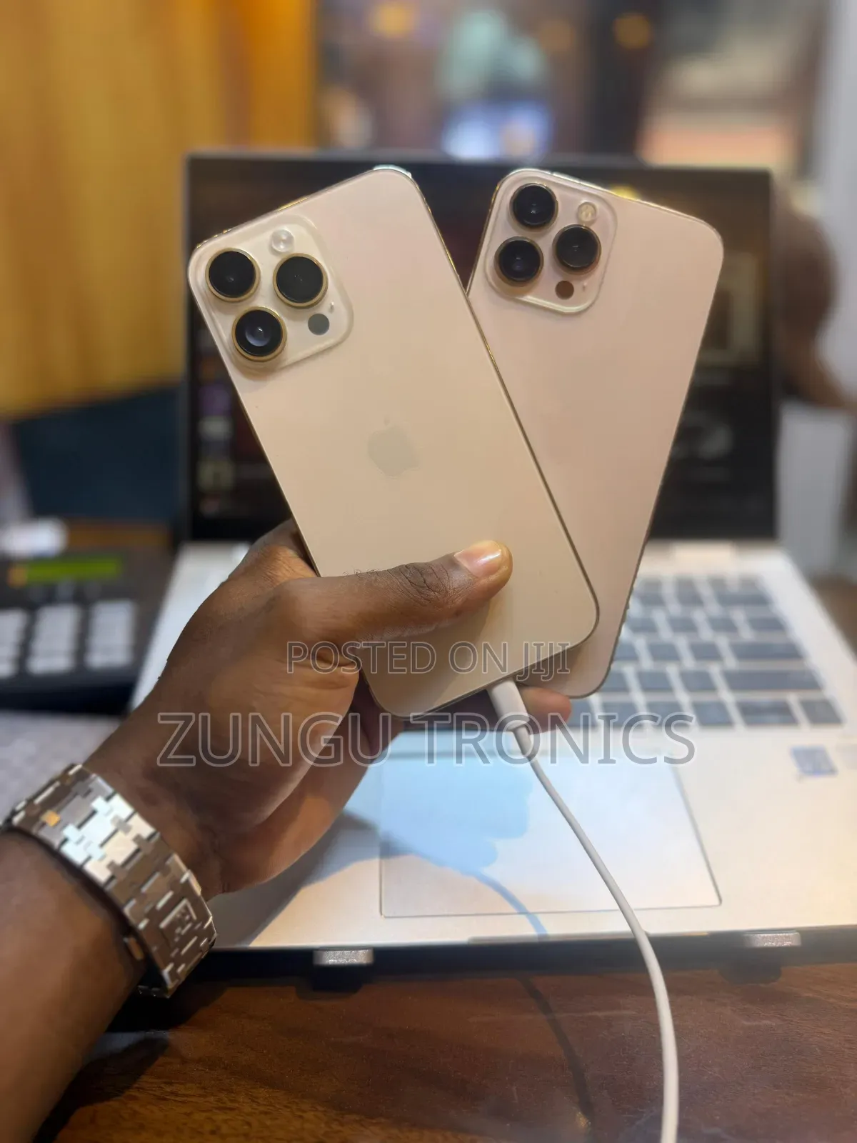 New Apple iPhone 16 Pro 256 GB Gold