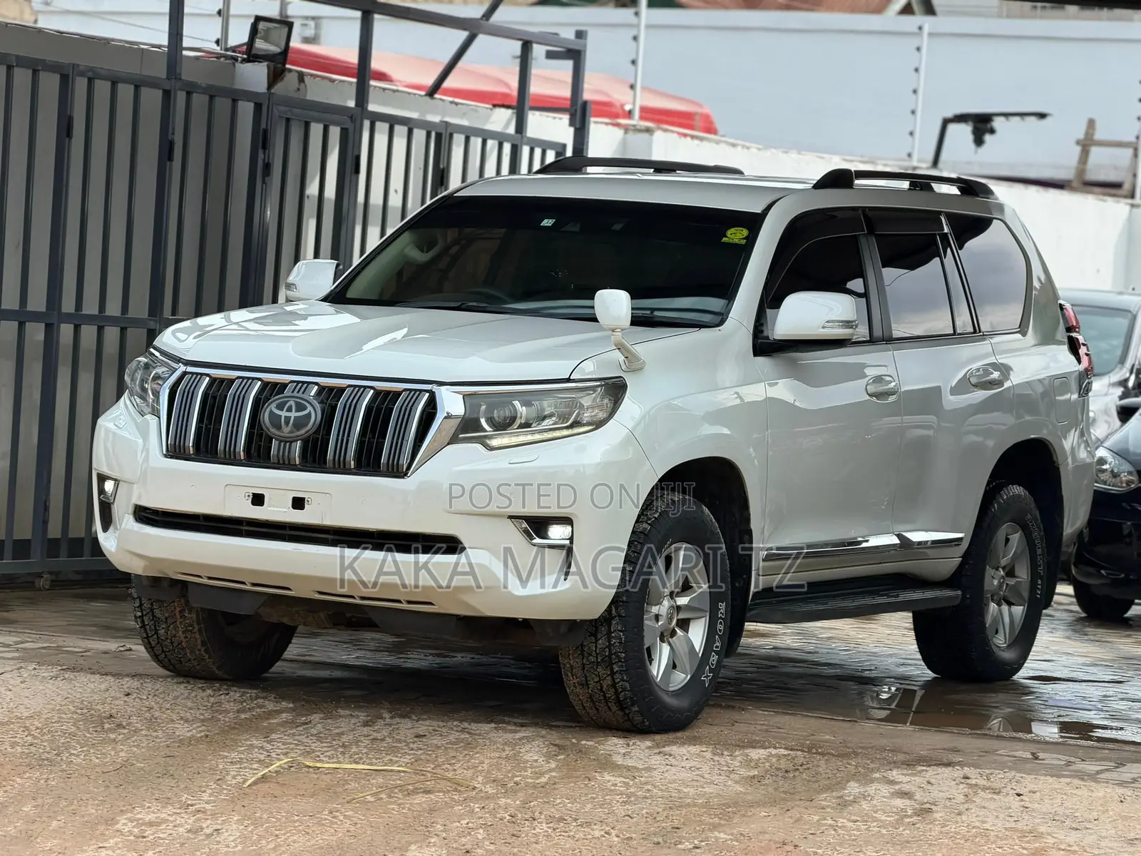 Toyota Land Cruiser Prado 2017 Pearl