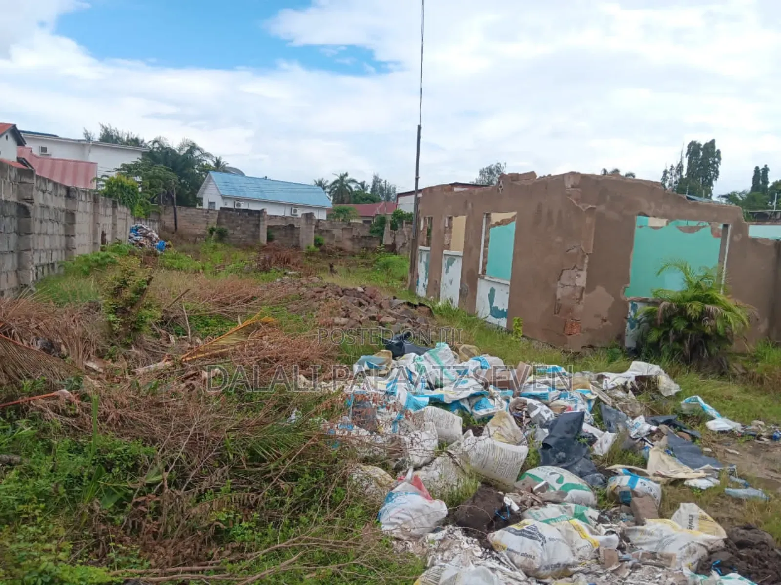 Eneo Lenye Ukubwa Wa SQMT 1800 Linauzwa Usd Milioni 1,300,000 Mikochen