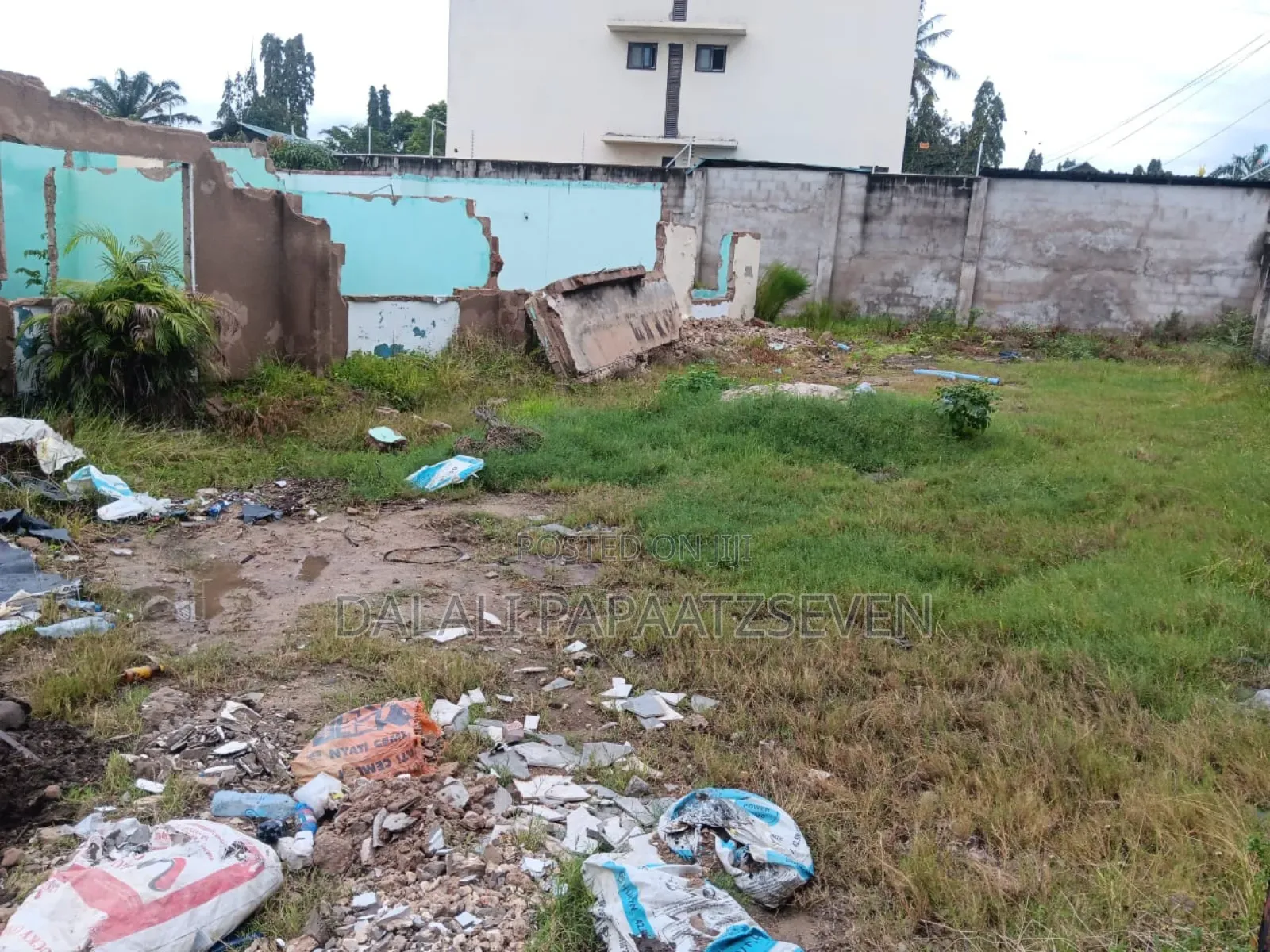 Eneo Lenye Ukubwa Wa SQMT 1800 Linauzwa Usd Milioni 1,300,000 Mikochen