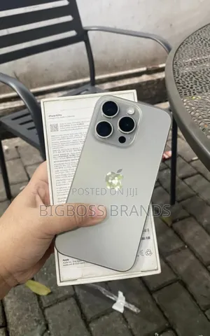 New Apple iPhone 15 Pro 256 GB