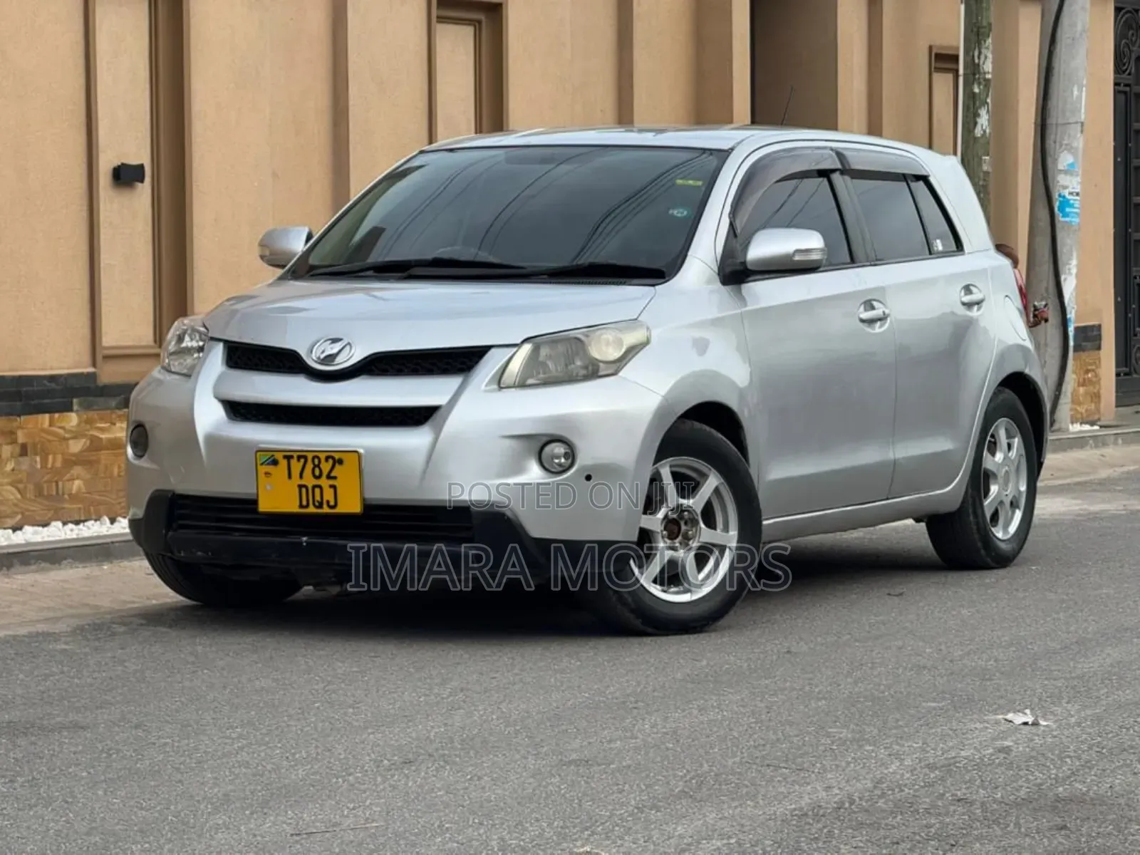 Toyota IST 2008 Silver