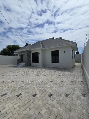 4bdrm House in Mbweni Ubungo for sale