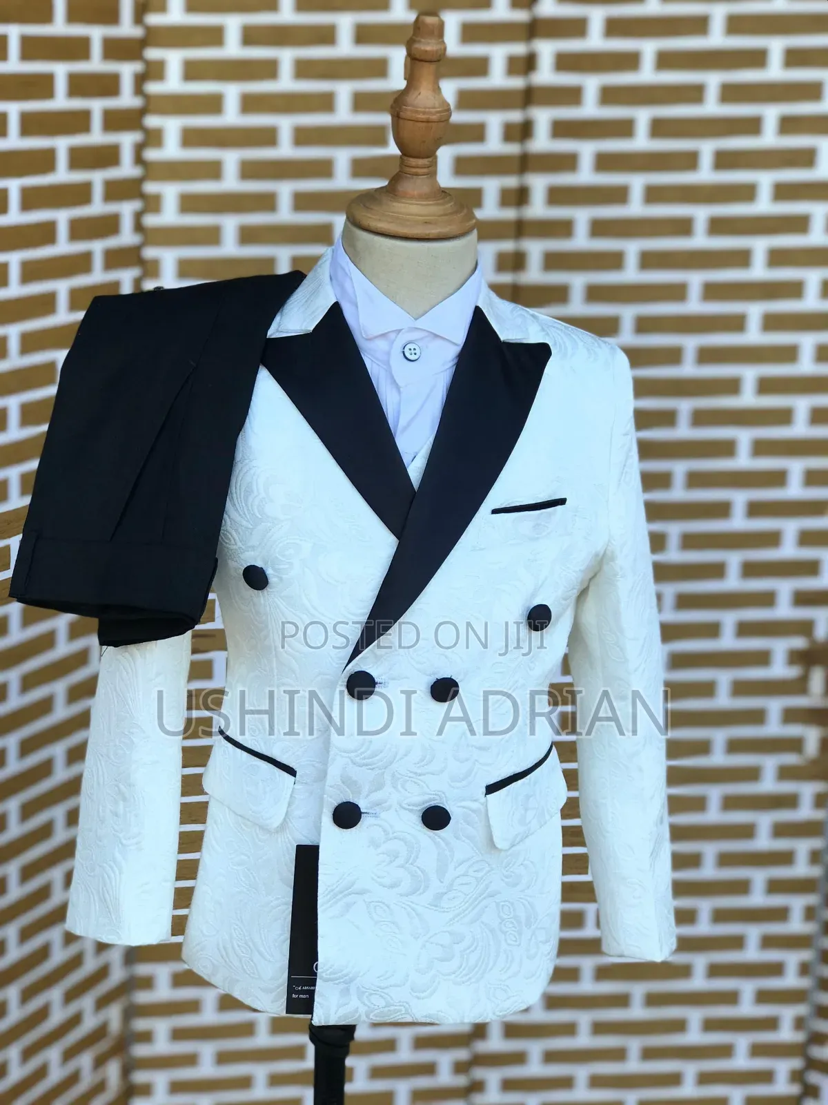  Royal Kids Suit