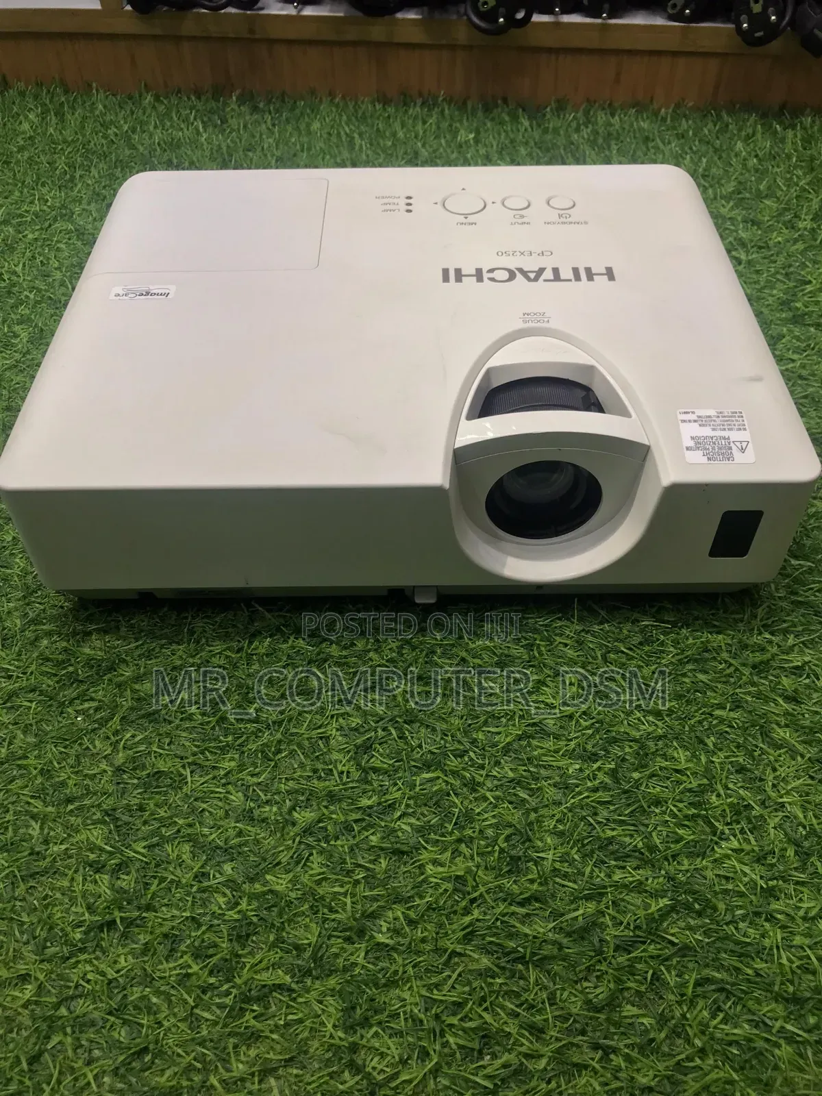 Projector Hitachi