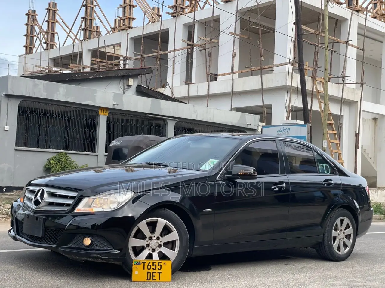 Mercedes-Benz C200 2012 Black