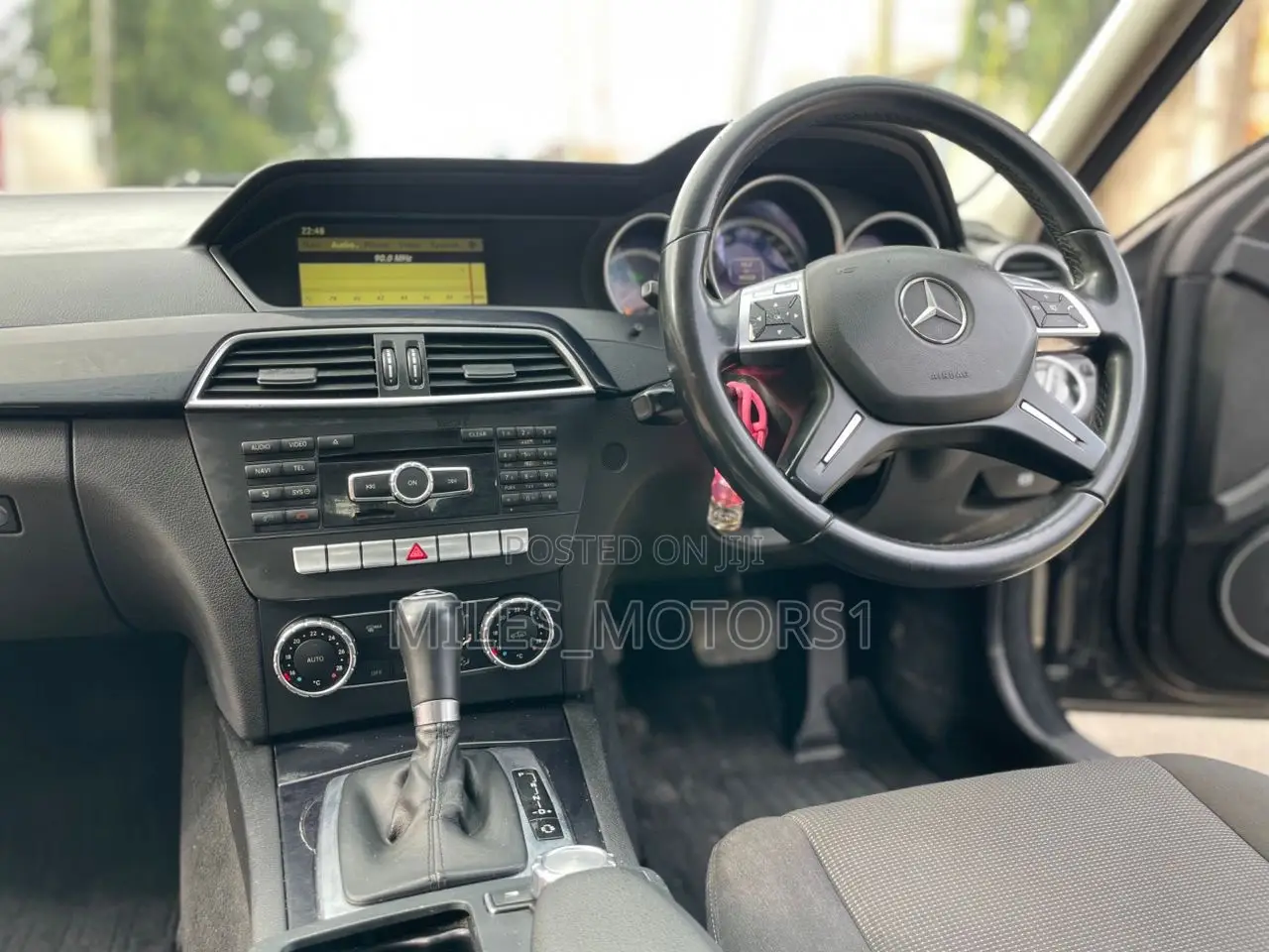 Mercedes-Benz C200 2012 Black
