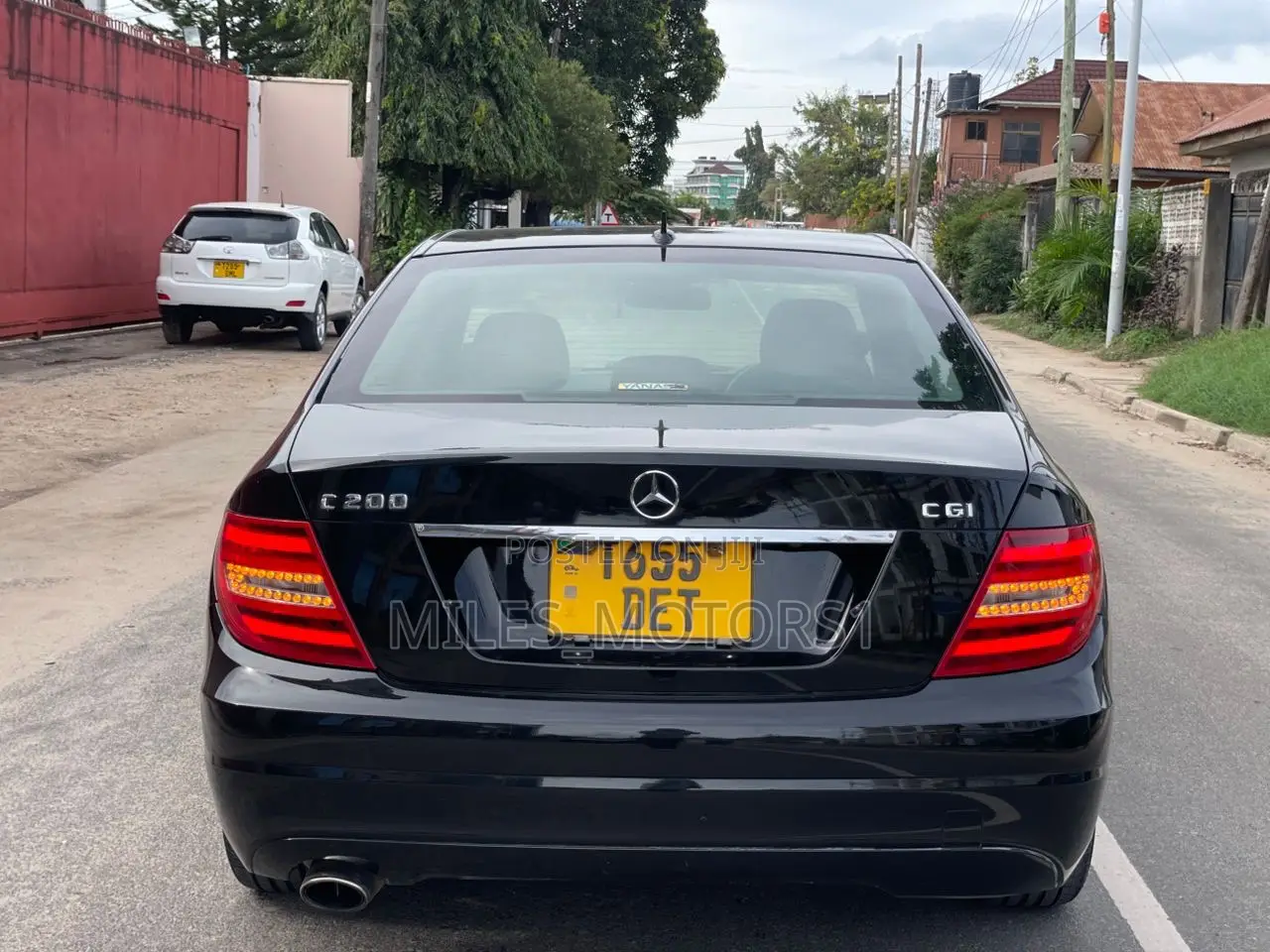 Mercedes-Benz C200 2012 Black