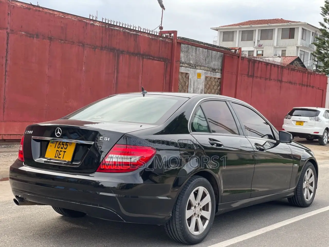 Mercedes-Benz C200 2012 Black