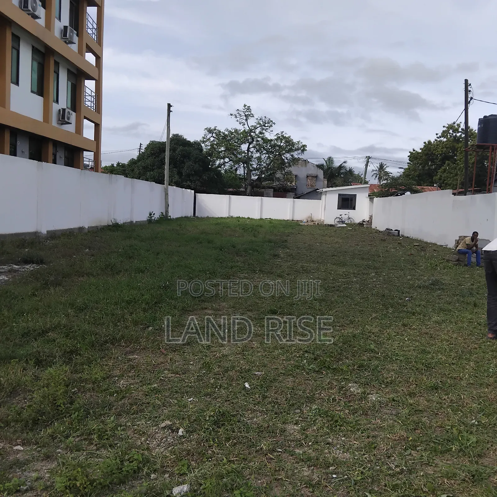 Showroom/ Yard for Rent Bagamoyo Road