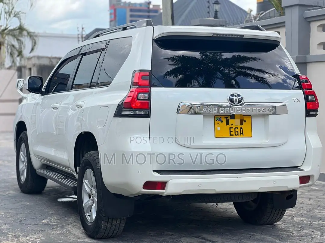 Toyota Land Cruiser Prado 2020 White