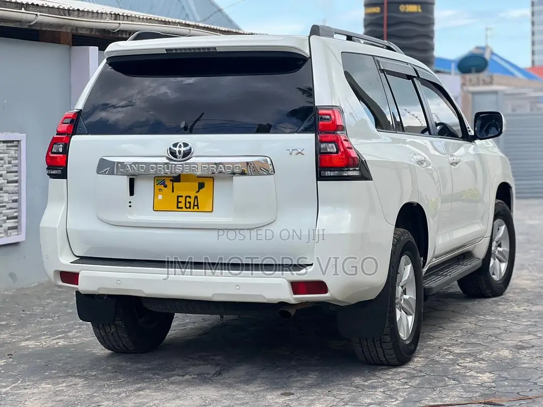 Toyota Land Cruiser Prado 2020 White