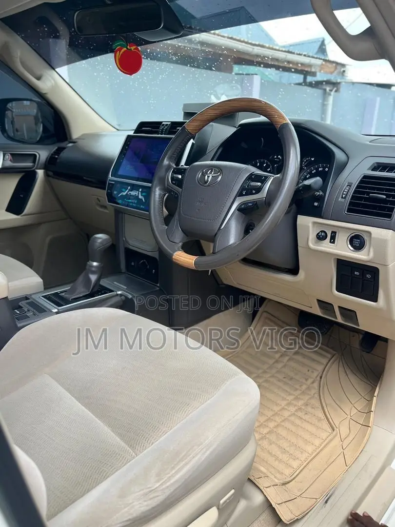 Toyota Land Cruiser Prado 2020 White