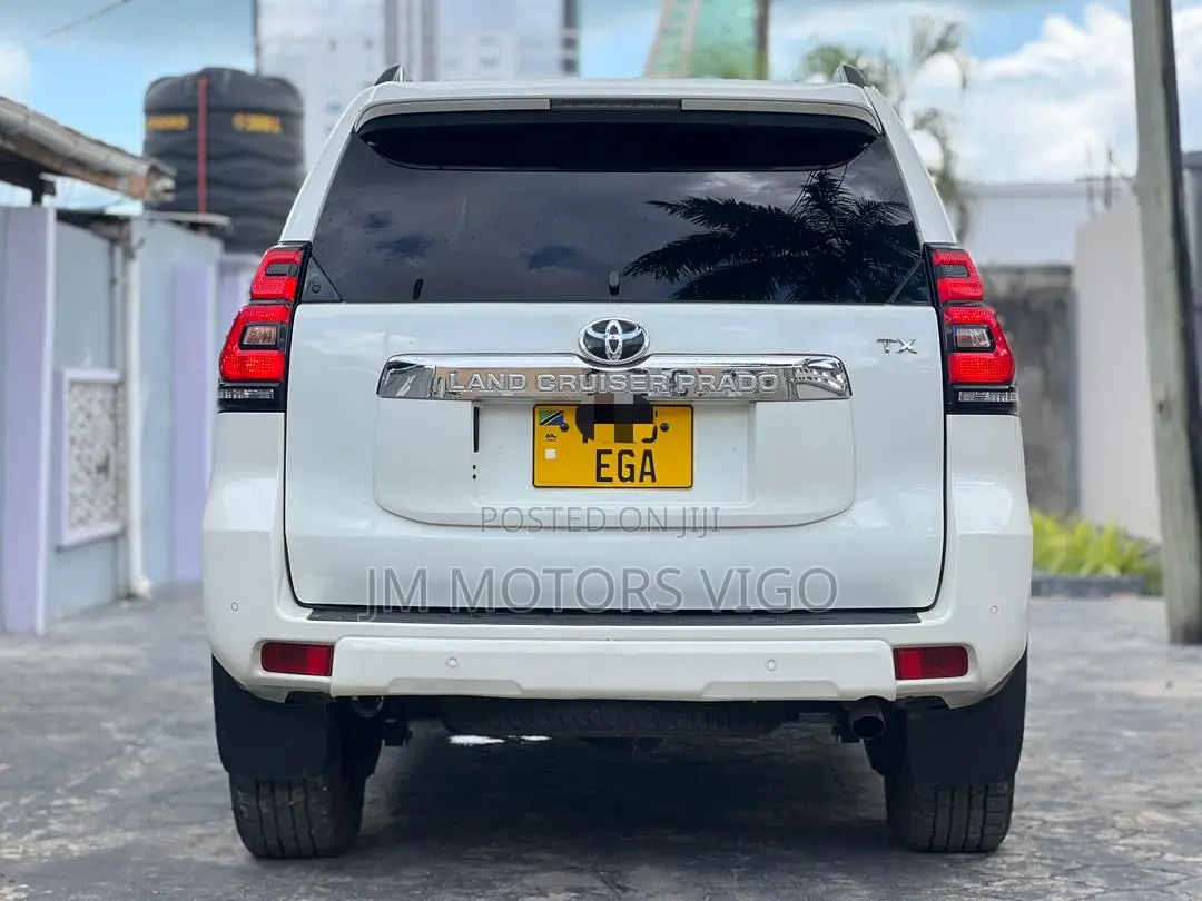 Toyota Land Cruiser Prado 2020 White
