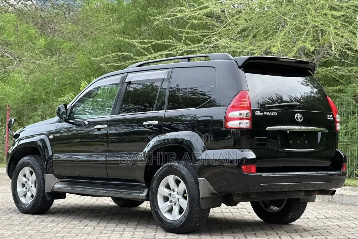 Toyota Land Cruiser Prado 2006 Matt Black