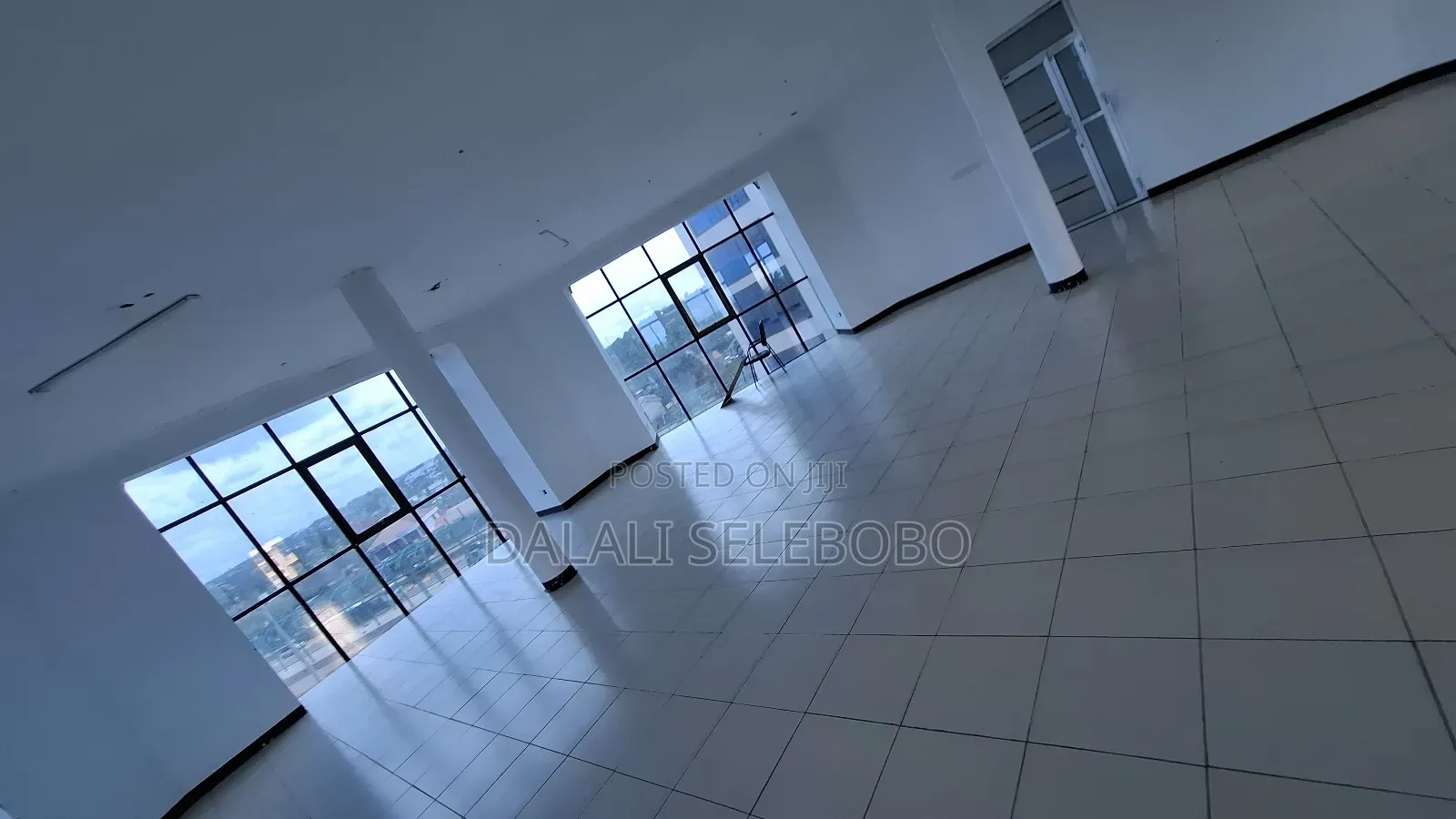 Privatte Office Flow 3 Big Spaces