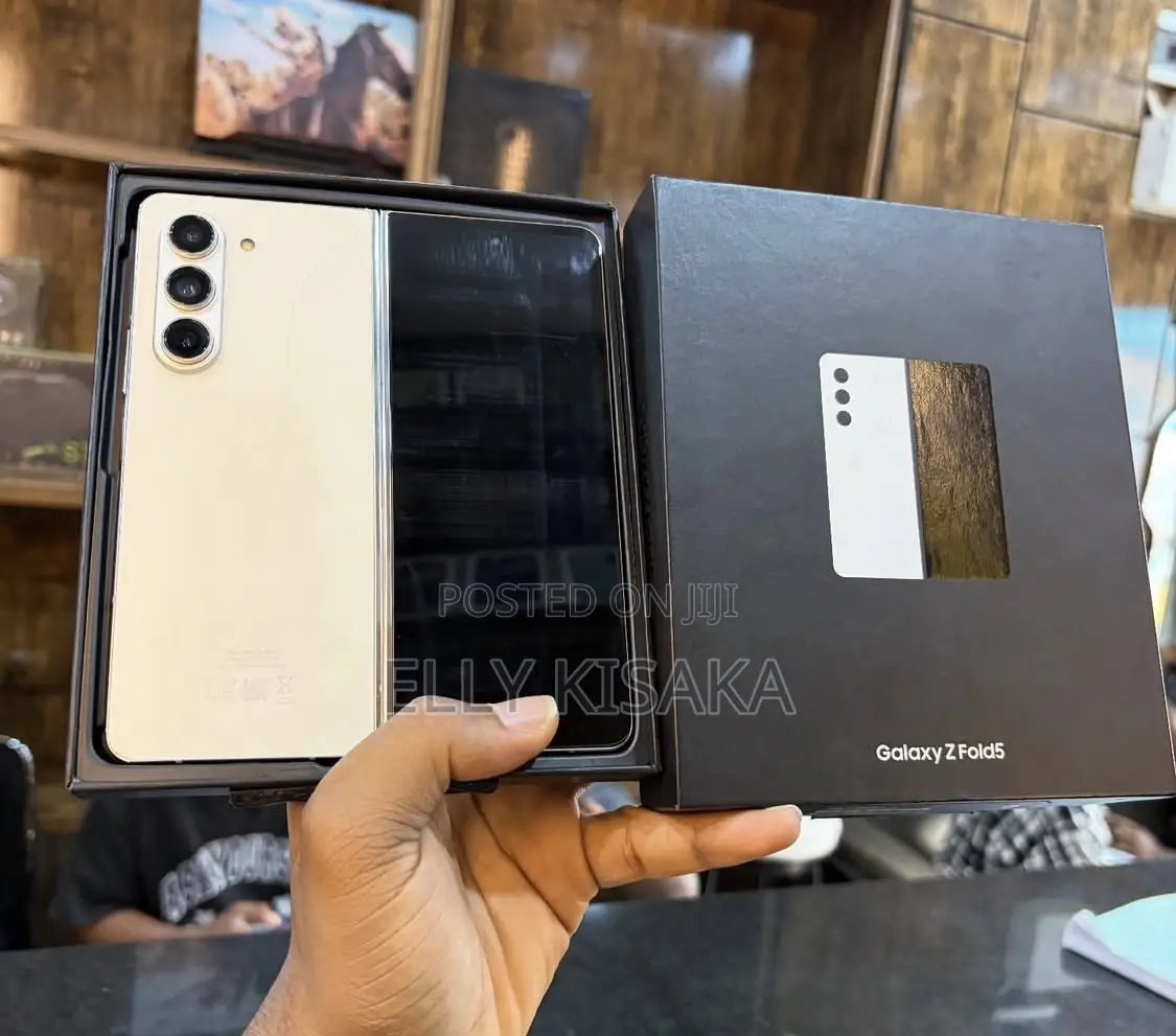 New Samsung Galaxy Z Fold 5 256 GB Bronze