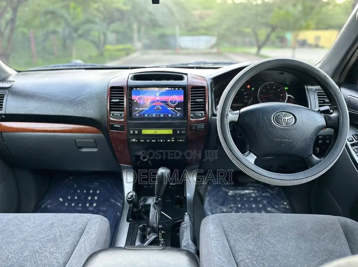 Toyota Land Cruiser Prado 2006 Black