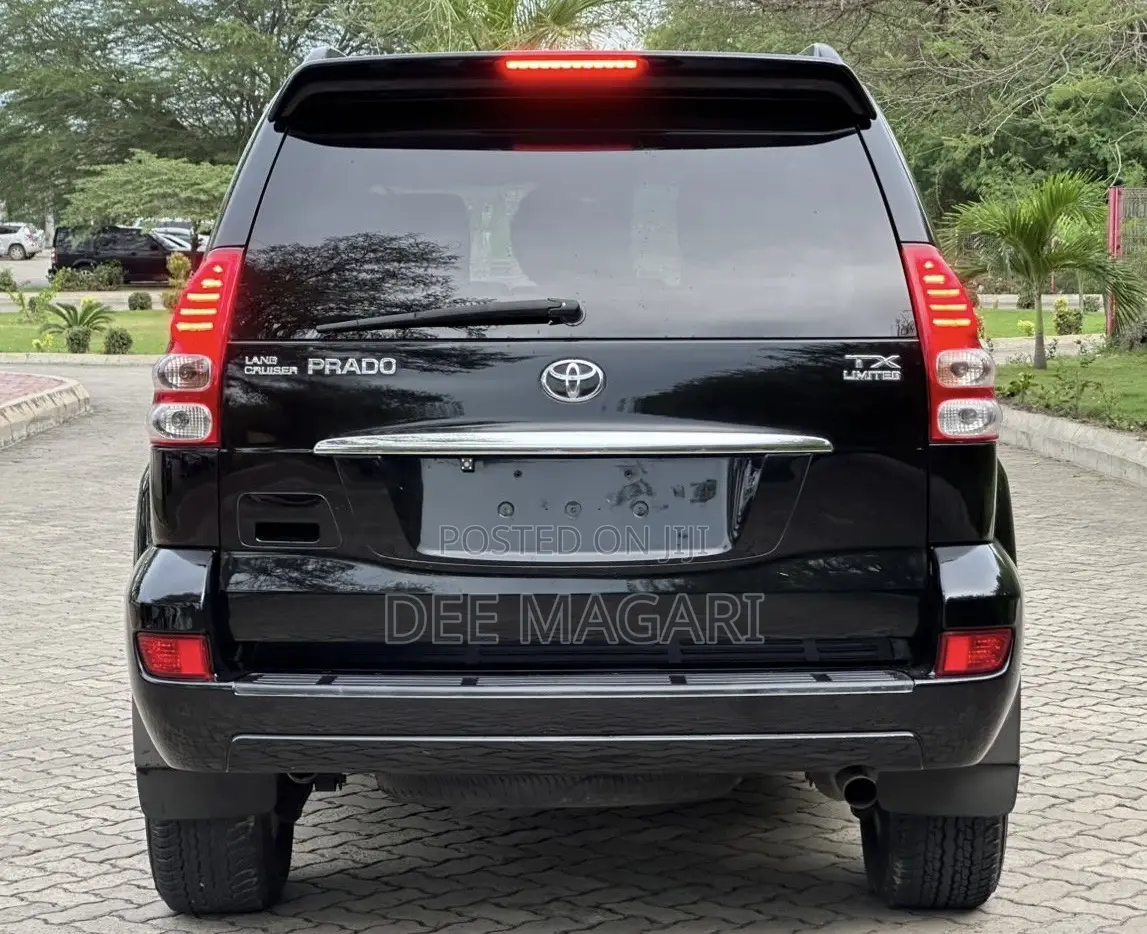 Toyota Land Cruiser Prado 2006 Black