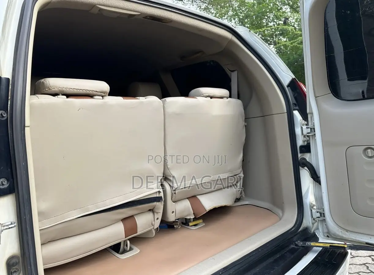 Toyota Land Cruiser Prado 2006 White