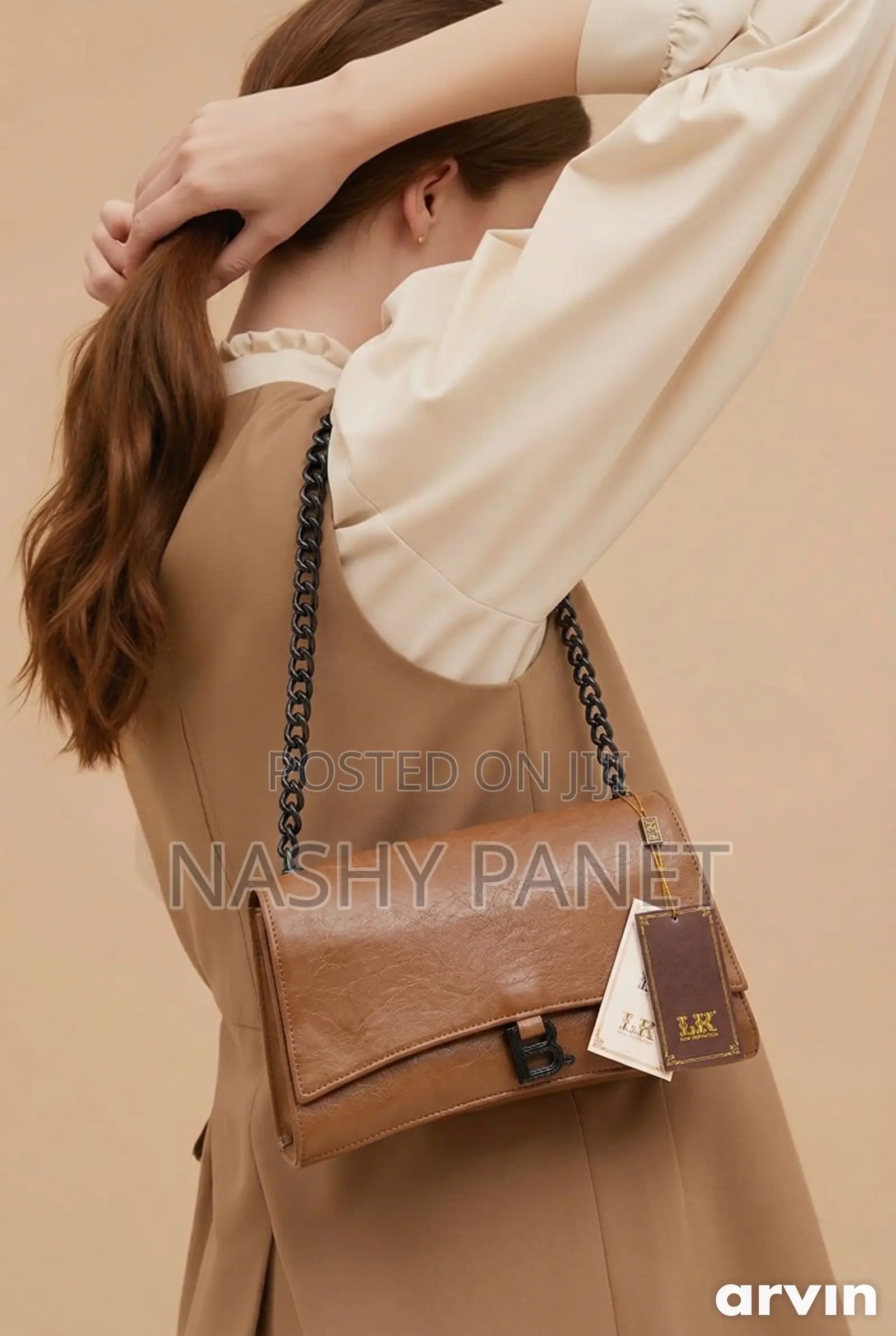 B Lk Fashion Handbag