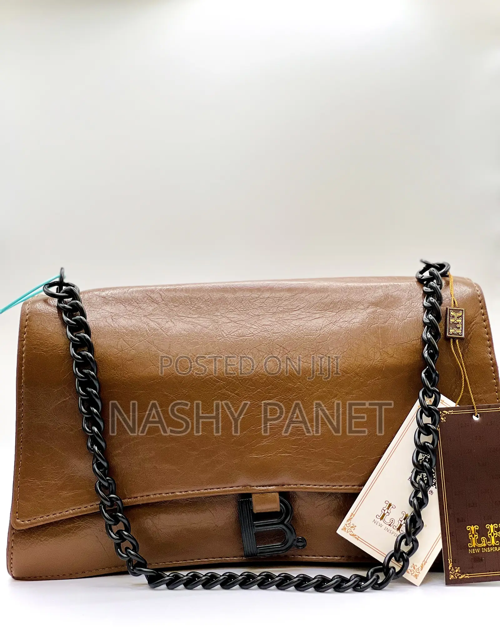 B Lk Fashion Handbag
