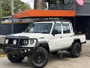Toyota Land Cruiser 2026 White