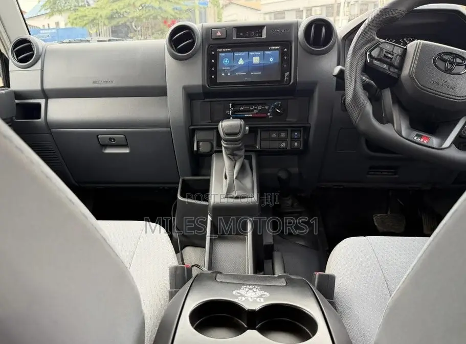 Toyota Land Cruiser 2026 White