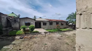 Kiwanja Chenye Nyumba Ya Kuvunja Kinauzwa Magomeni Kagera